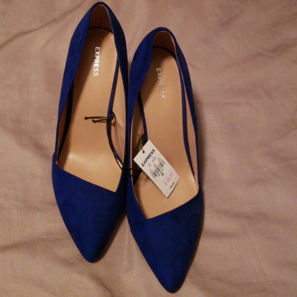 High heel shoes